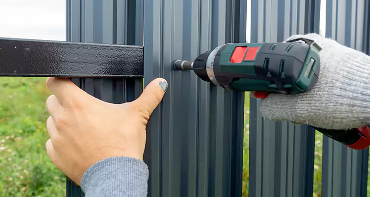 Metal Gate Repair in Pompano Beach, FL