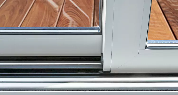 Patio Doors Leaking Water Issue Repair Services in Pompano Beach, FL