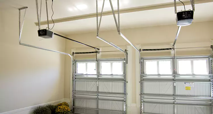 Residential Emergency Garage Door Repair in Pompano Beach, FL