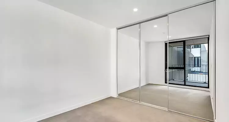 Why Homeowners Choose Us for Sliding Mirror Door Replacement in Pompano Beach, FL