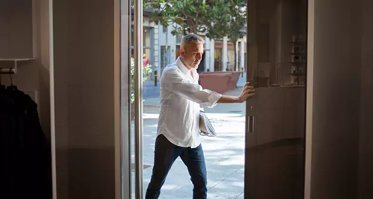 Track Cleaning and Repair for Stuck Doors in Pompano Beach, FL